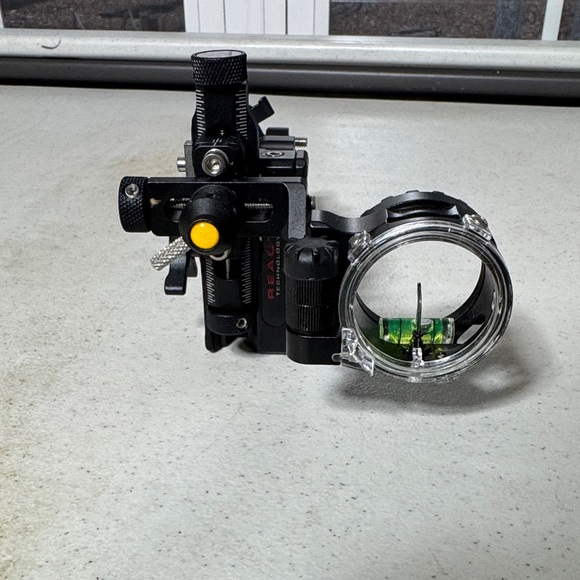 Trophy Ridge Archery Sight - Picture 4 of 4